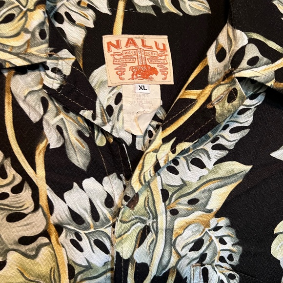 Vintage Men’s Hawaiian shirt from Nalu size XL. Awesome print great condition! - Picture 2 of 7